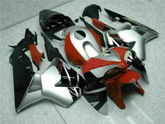 Carenado Moto CBR 600 RR 2005-2006 - Negro Plata Rojo Carenado Moto CBR 600 RR 2005-2006 - Negro Plata Rojo