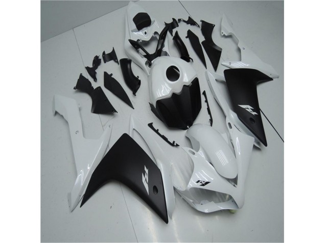 Carenado Moto R1 2007-2008 - Blanco Negro Carenado Moto R1 2007-2008 - Blanco Negro